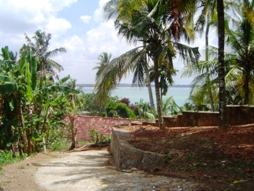 Land With breathtaking views of the Weligama Bay