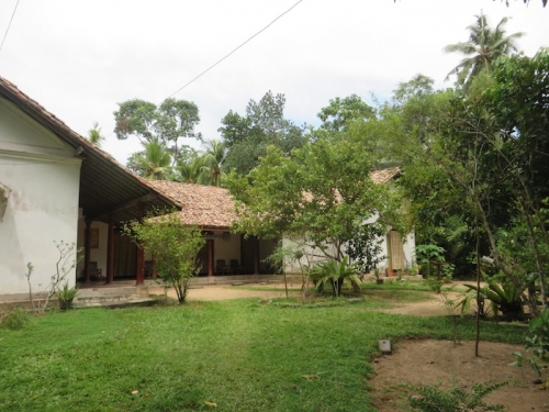 8 Bedroom Old Colonial House