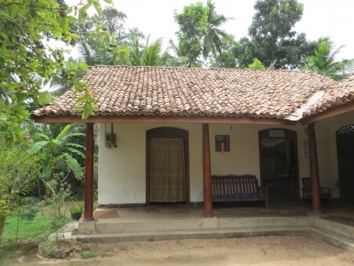 8 Bedroom Old Colonial House