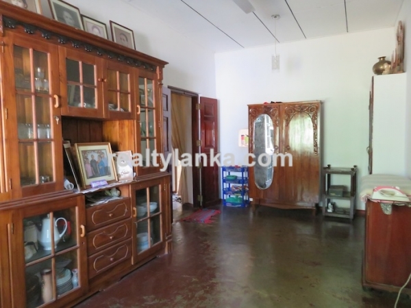 200 Perch Land Wth Two Houses