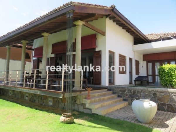 Eye Catching Villa facing Habaraduwa Beach
