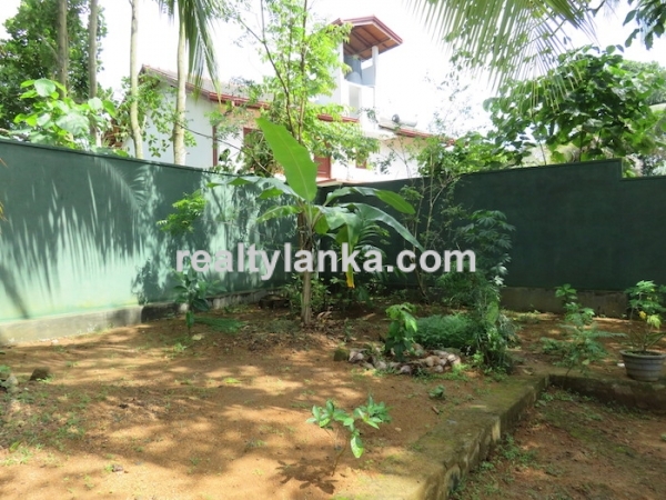 Cozy Two Bedroom house in Hikkaduwa