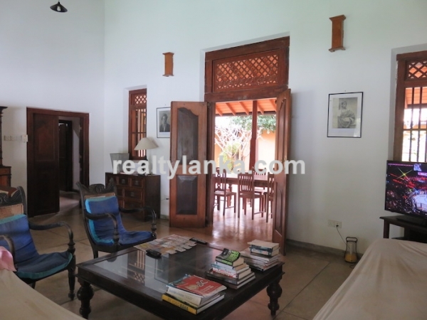 3 Ensuite Villa With A Riverfront