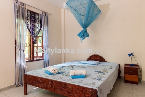 Villa for Sale and Lease in Hikka