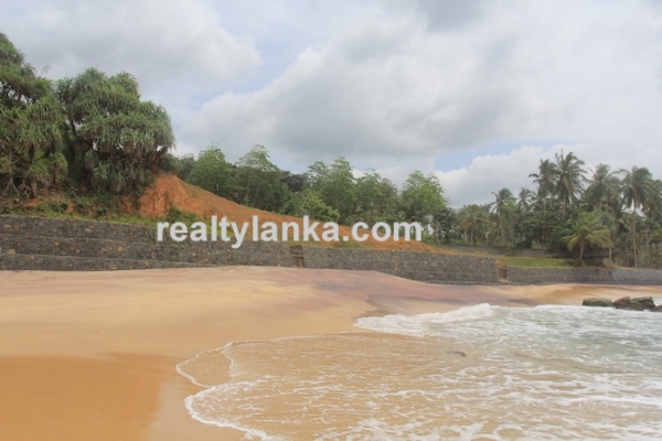 Elevated Beach Property In Dickwella